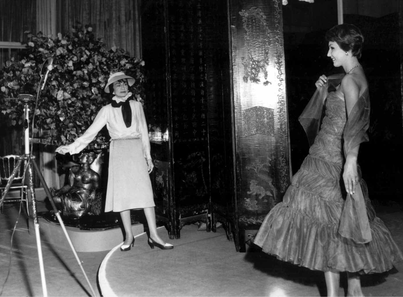 Coco Chanel's Revolutionary Impact: How One Designer Transformed Modern Fashion Forever