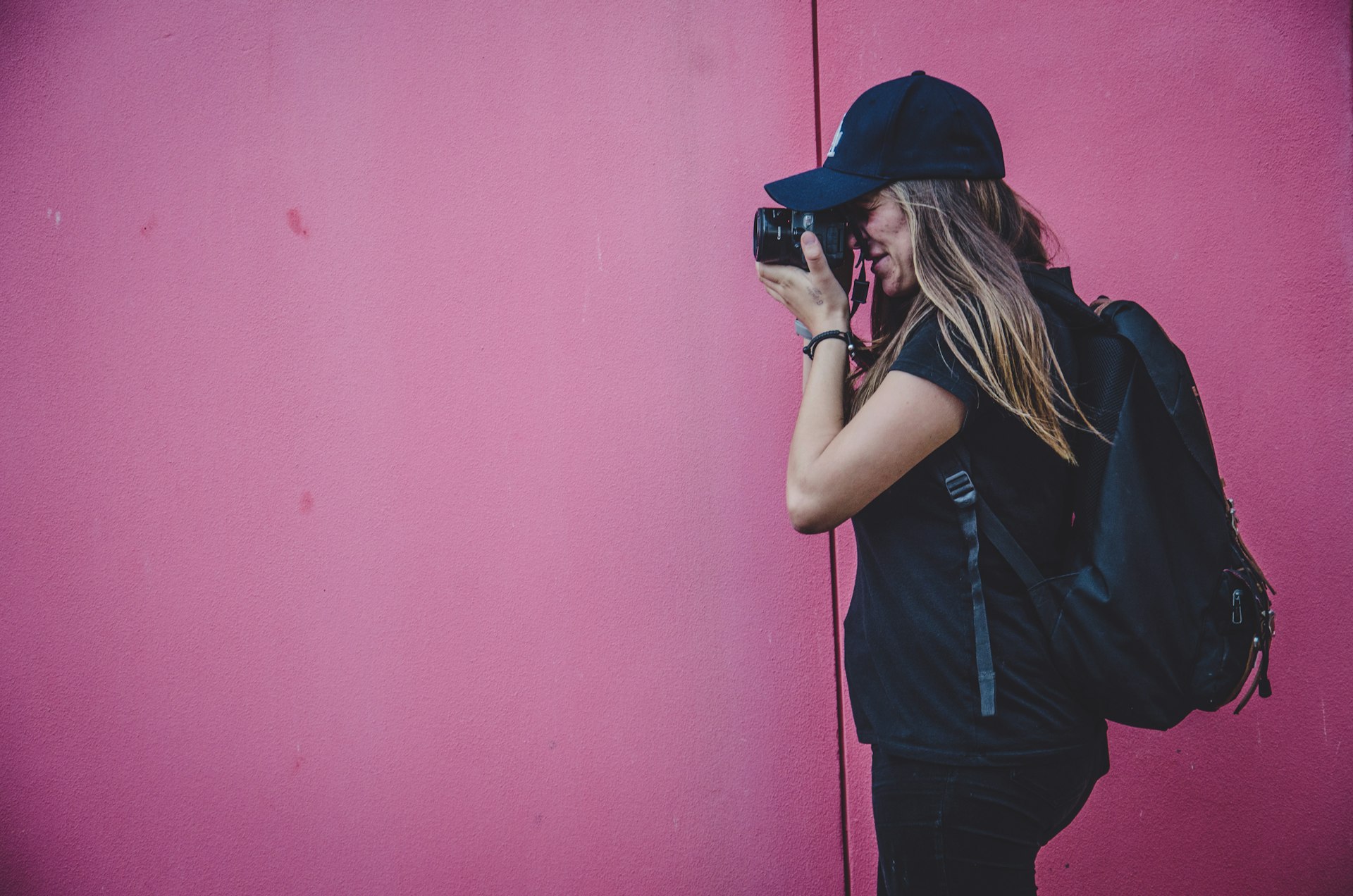 Launching Your Career in Fashion Photography: Pathways, Earnings, and Actionable Steps